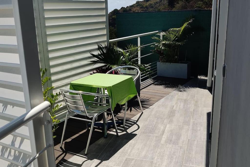 Joli Studio Cocooning & Discret, A 2Mns De La 4 Voies La Possession Exterior foto